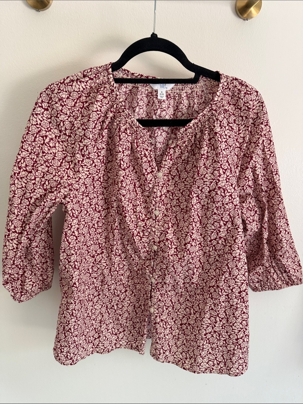 Time & Tru 100% cotton blouse